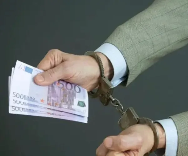 تقديم شكوى نصب واحتيال في دبي