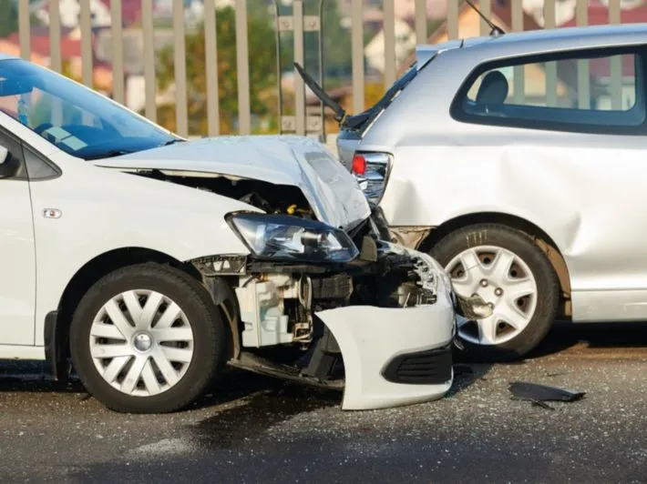 خطوات تقديم دعوى تعويض في الإمارات