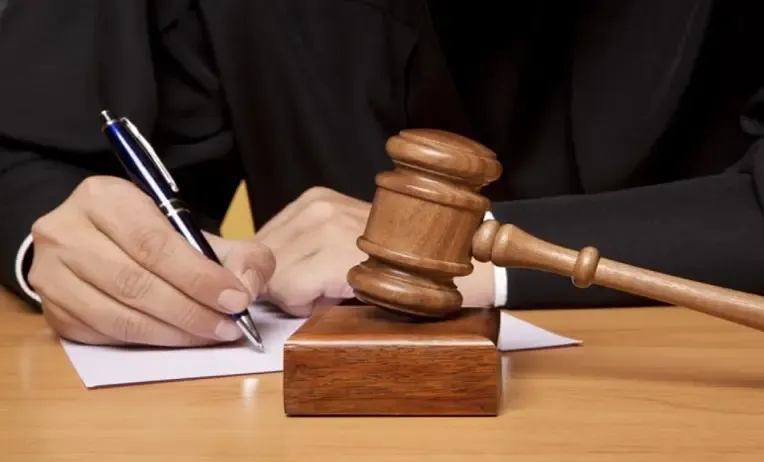 إلغاء الإبعاد بموجب توكيل محامي قانوني