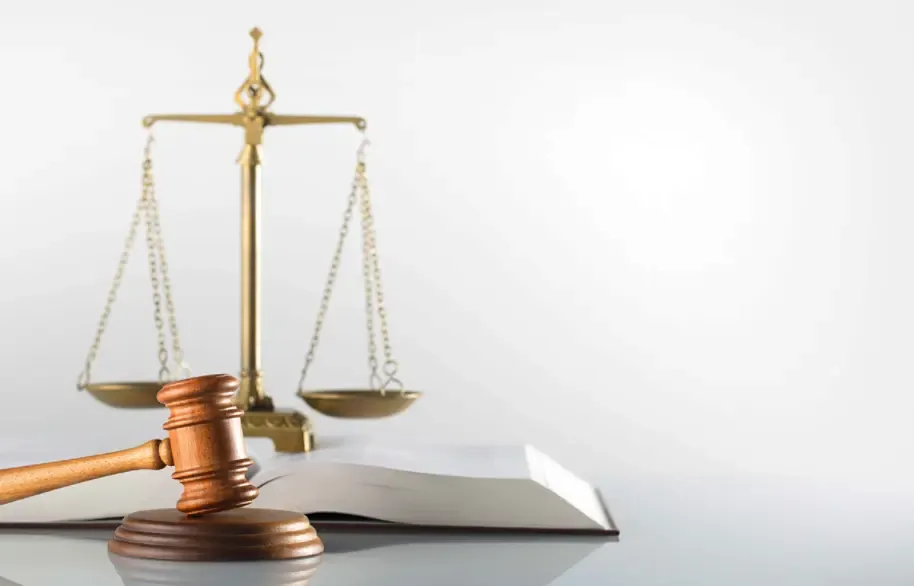 مهام أفضل محامى فى الإمارات الآء الجسمي 
