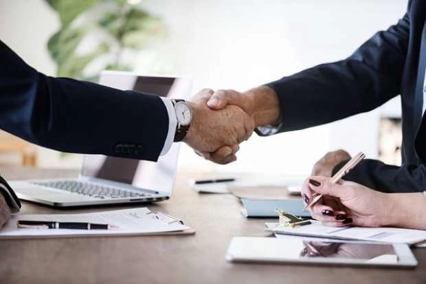 قانون العمل الإماراتي في حالة الاستقالة/ دليلك الشامل لحماية حقوقك 3 قانون العمل الإماراتي في حالة الاستقالة