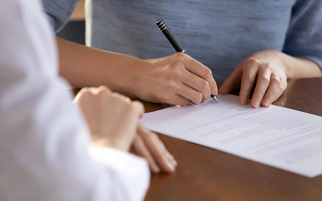 تصديق عقد الايجار عجمان